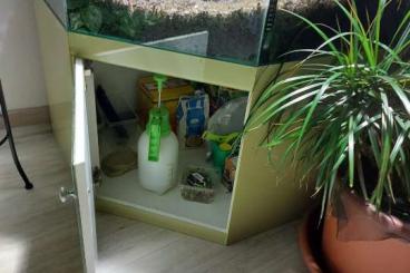 Enclosures kaufen und verkaufen Photo: Terrarium 5 eckig mit Unterschrank 